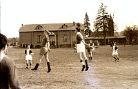 1957c.jpg